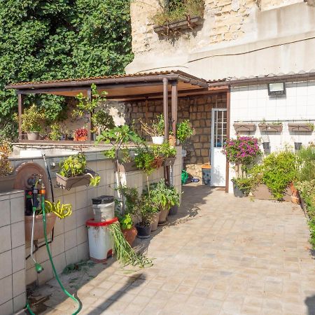 The Heart Of Naples - Neapolitana Apartment Екстериор снимка