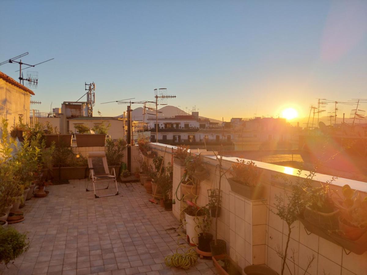 The Heart Of Naples - Neapolitana Apartment Екстериор снимка