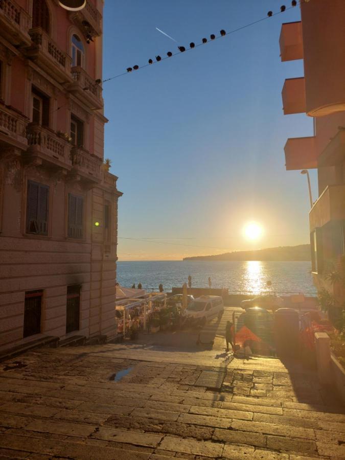 The Heart Of Naples - Neapolitana Apartment Екстериор снимка